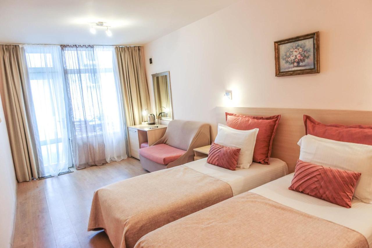 Hotel Acropolis Várna Kültér fotó