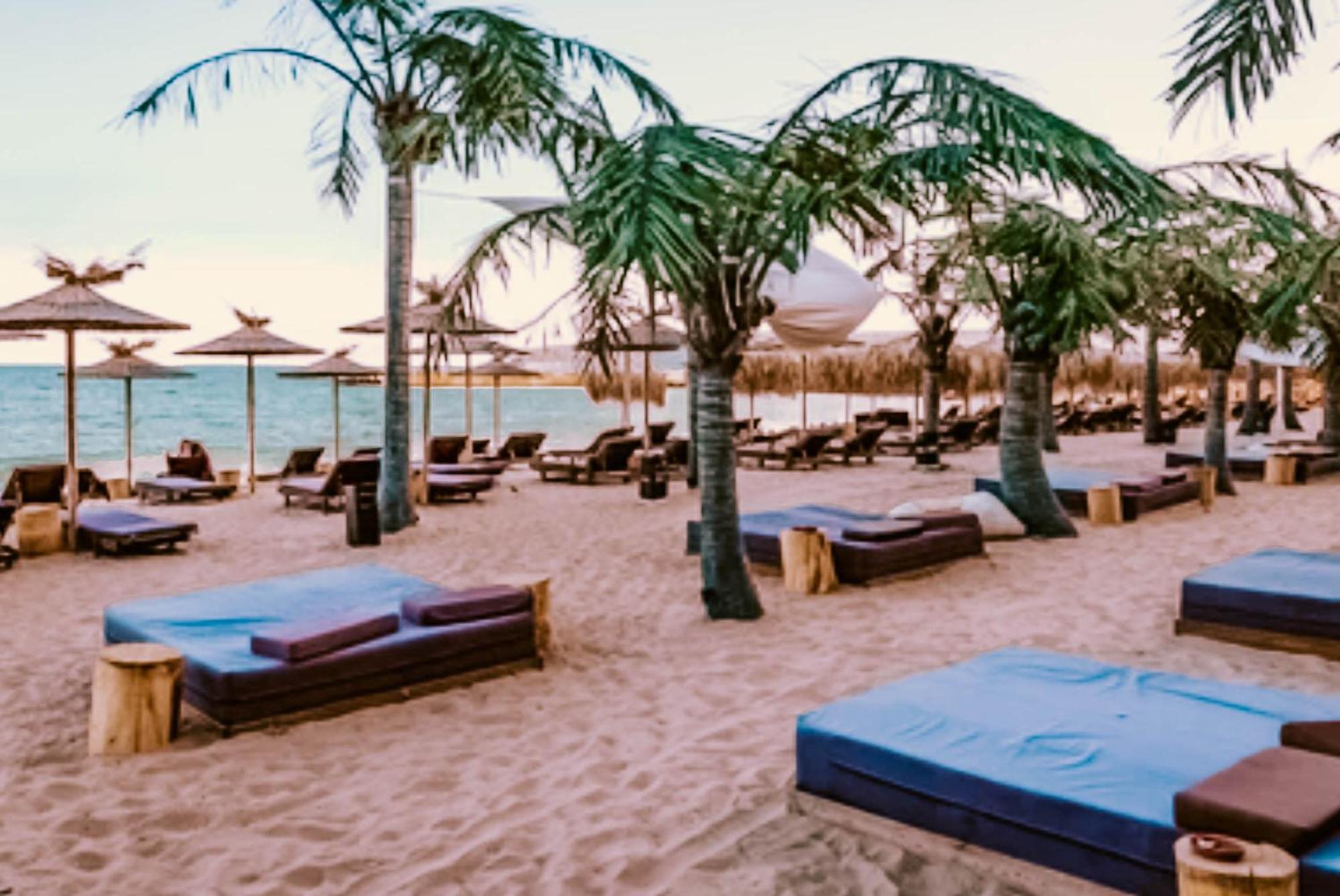 Hotel Acropolis Várna Kültér fotó