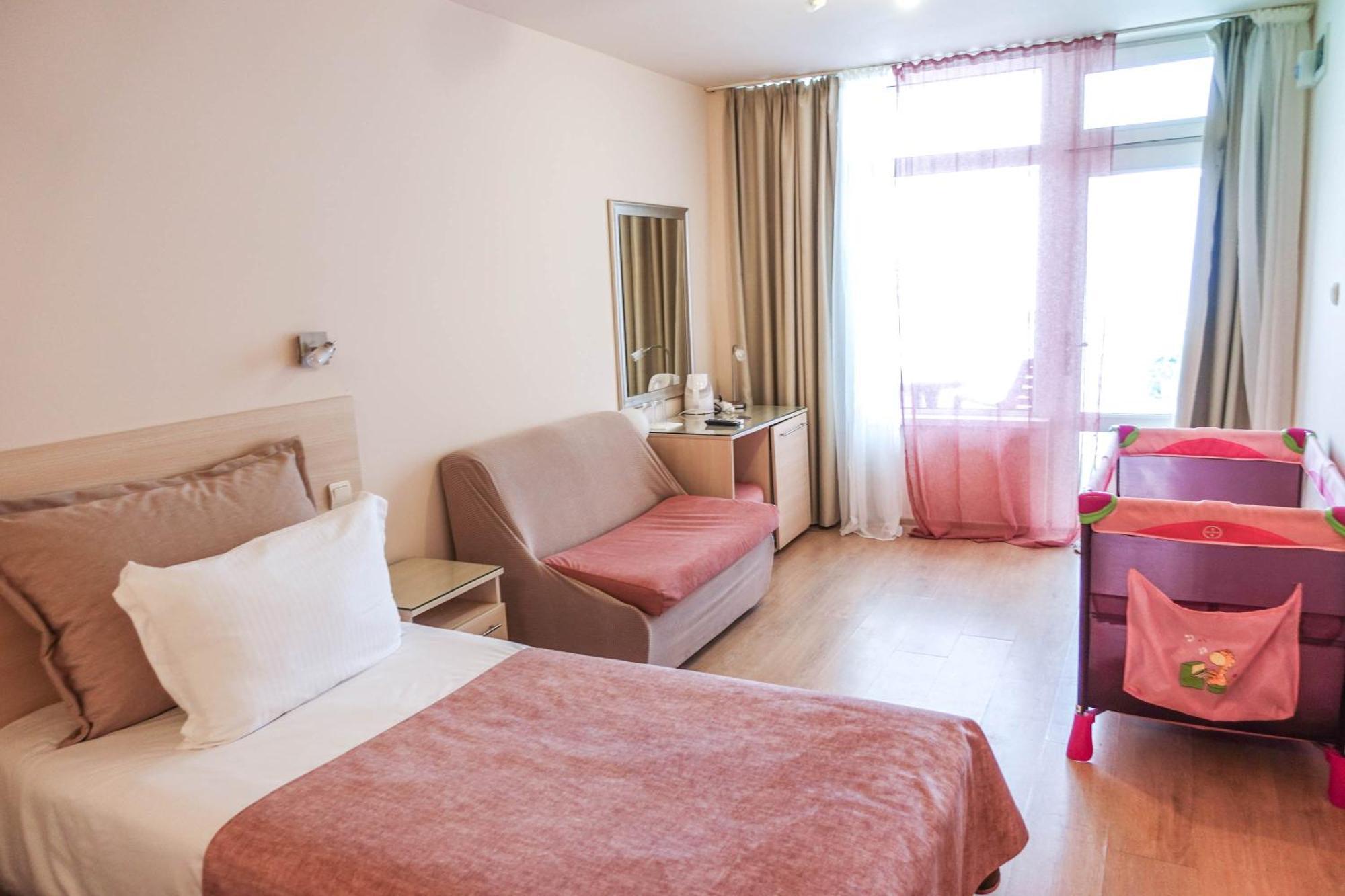 Hotel Acropolis Várna Kültér fotó