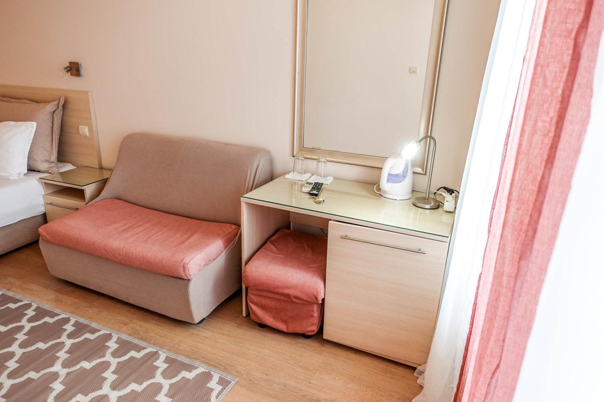 Hotel Acropolis Várna Kültér fotó